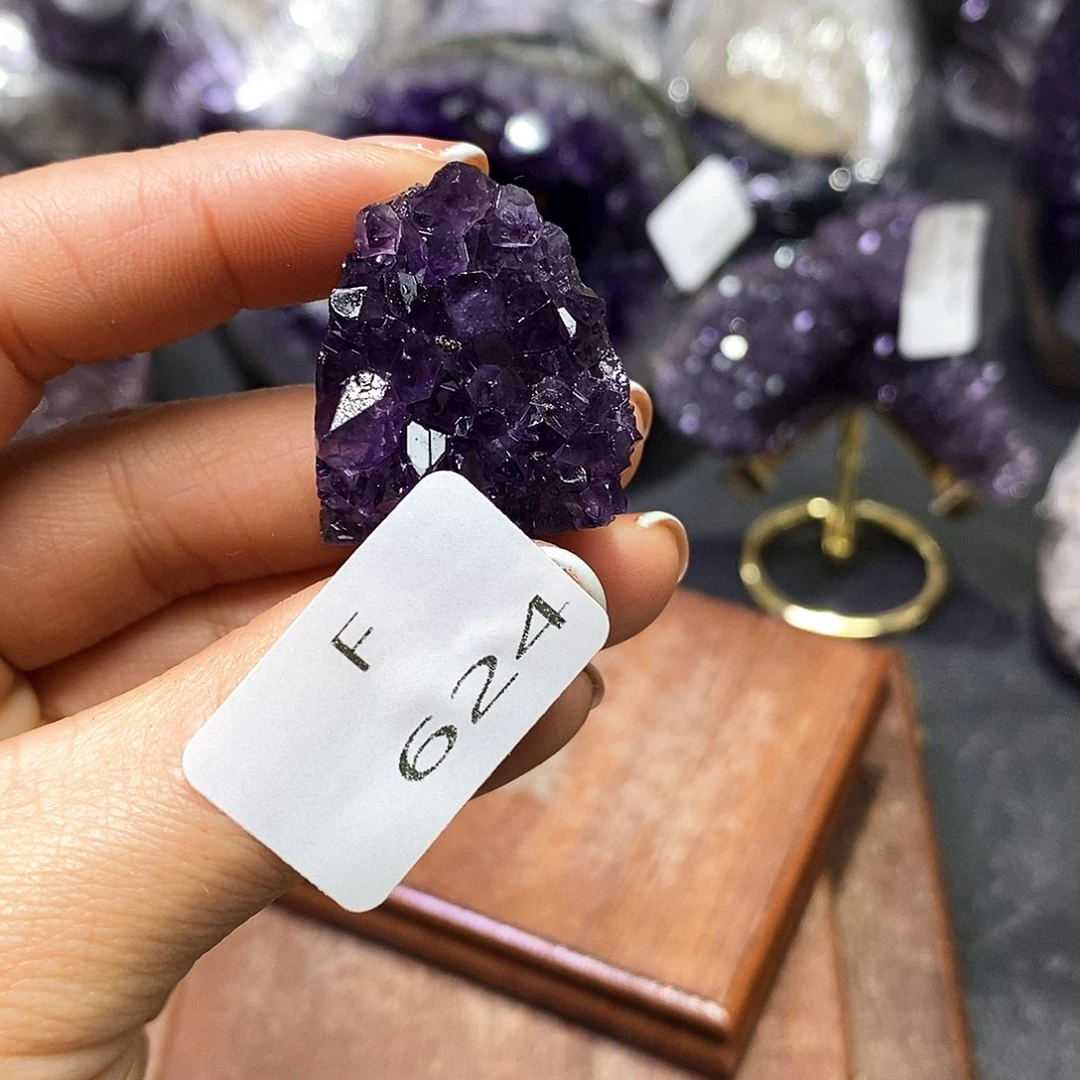 水晶大型摆件（非配饰）未镶嵌