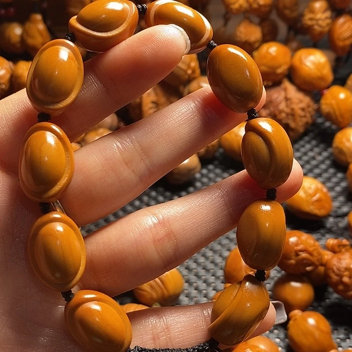 吊坠橄榄核金元宝