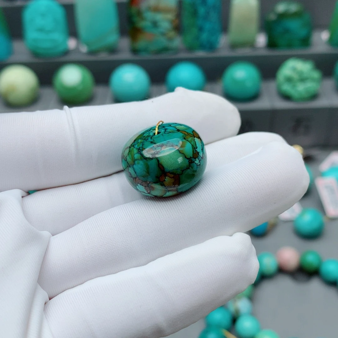 绿松石配饰未镶嵌