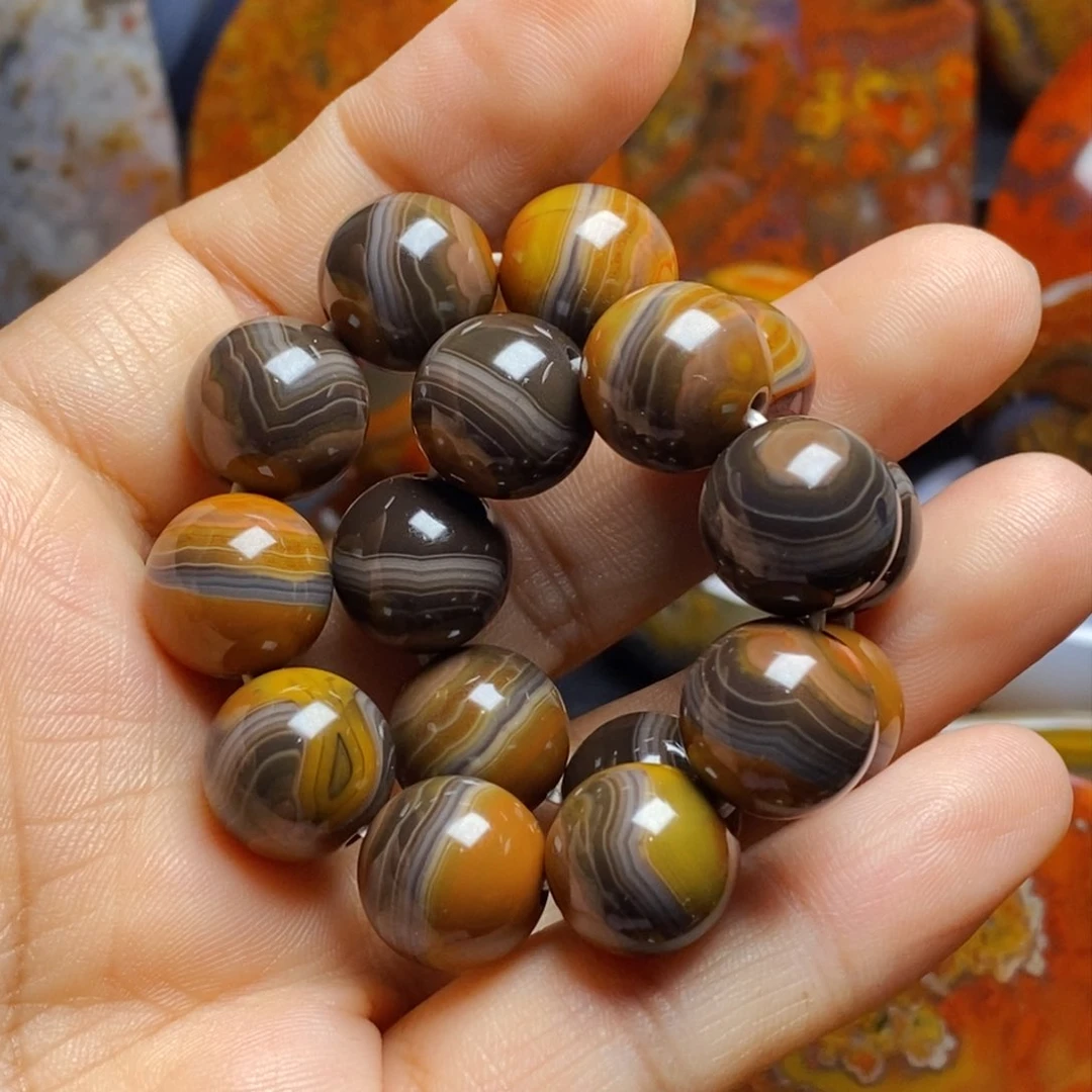 玛瑙/玉髓项链未镶嵌冰****?