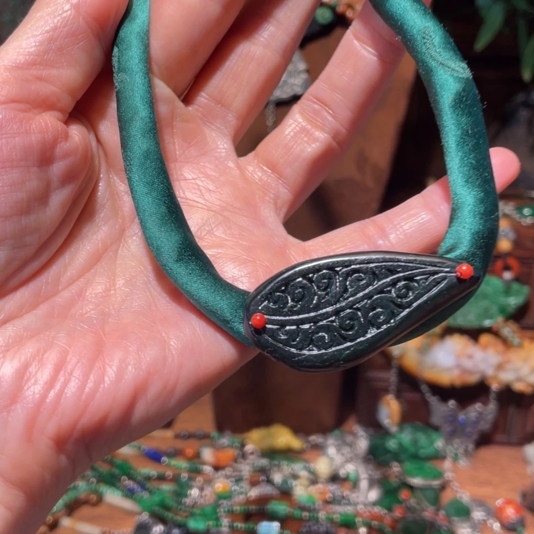 【闪购商品】颈饰未镶嵌翡翠