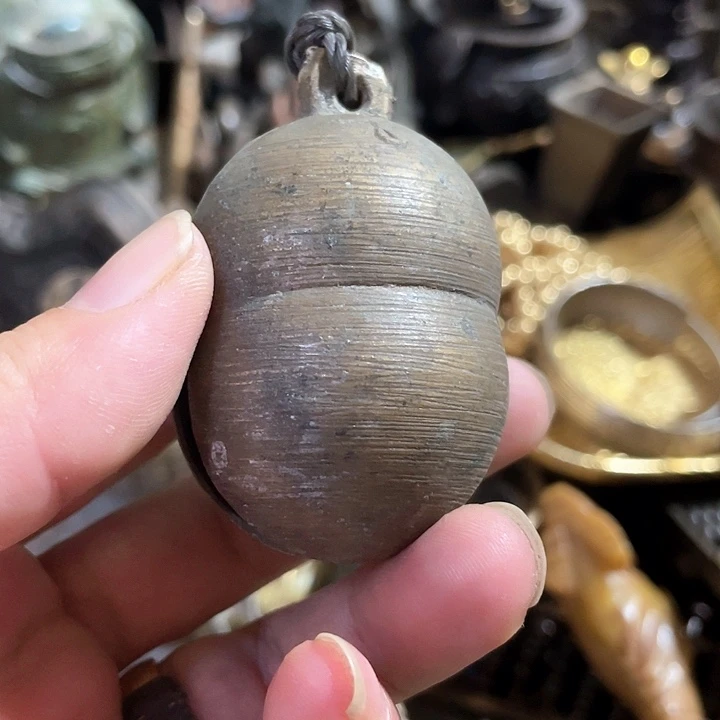 刘*闪电购铜摆件工艺品