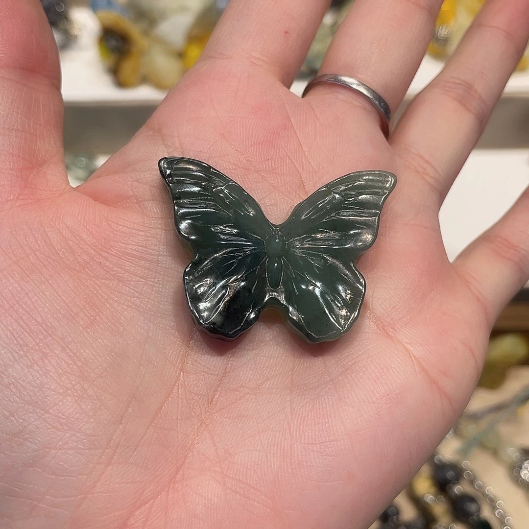 ꒰***气蛇纹石玉合金颈饰