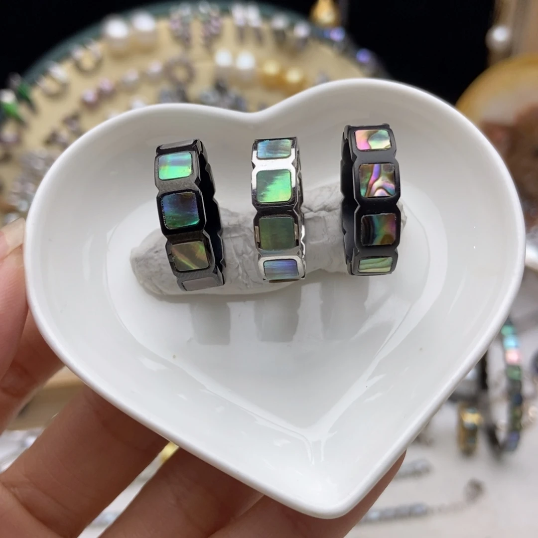 钛钢贝壳画框炫彩贝贝戒指定制