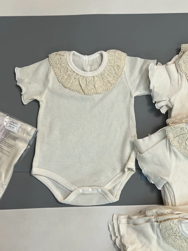 蕾丝花边棉华夫格软包屁衣