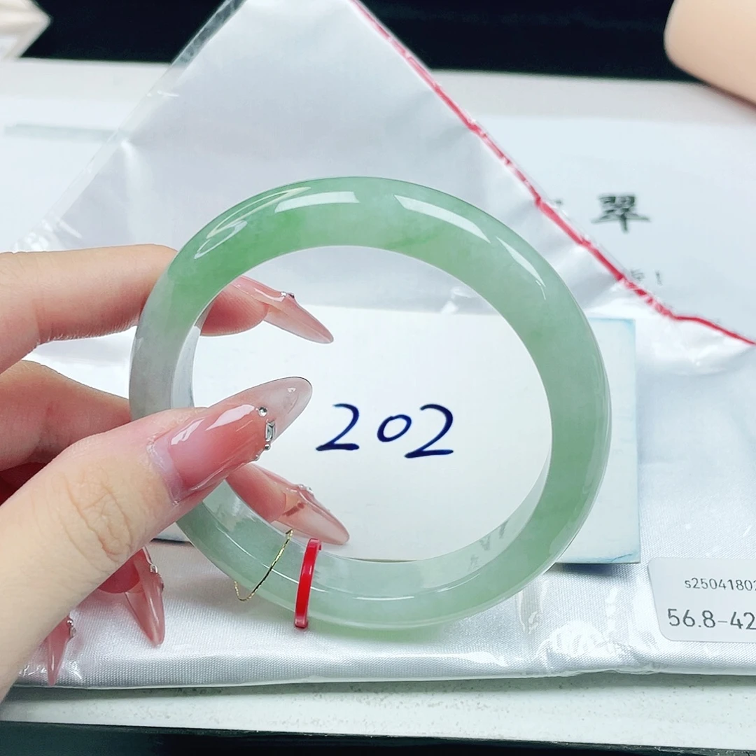 未镶嵌手镯翡翠56+