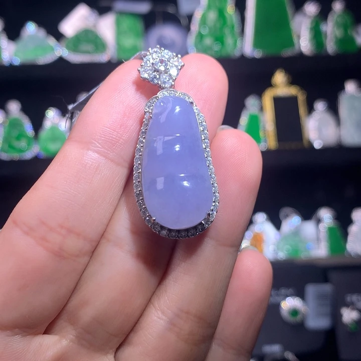 【闪购商品】颈饰银S925镶嵌翡翠