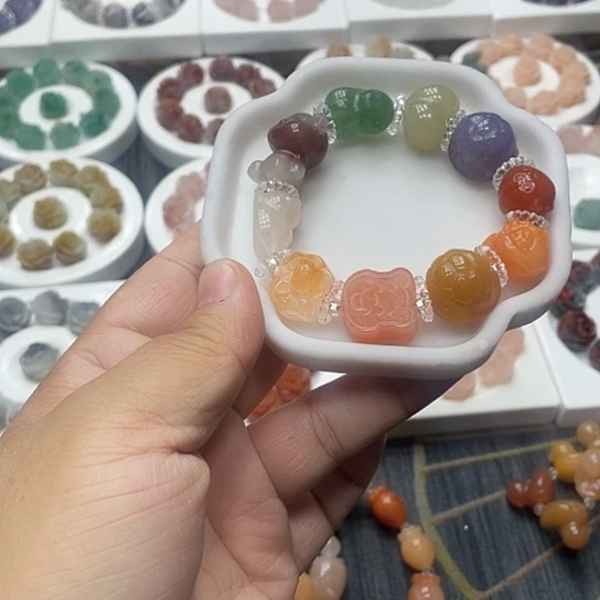 石英质玉（非洲翠）合金手串