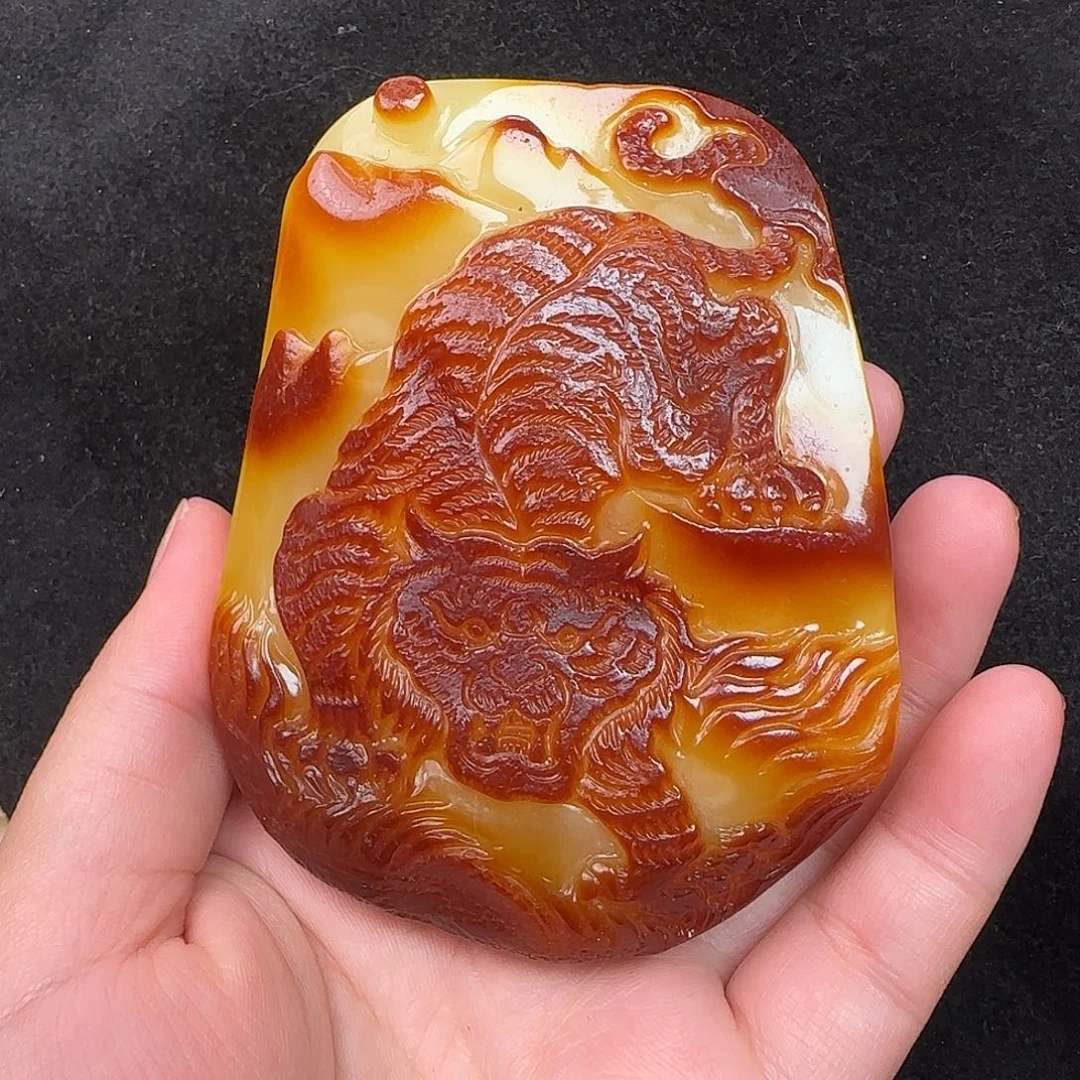 蜜蜡未镶嵌珠宝奇石