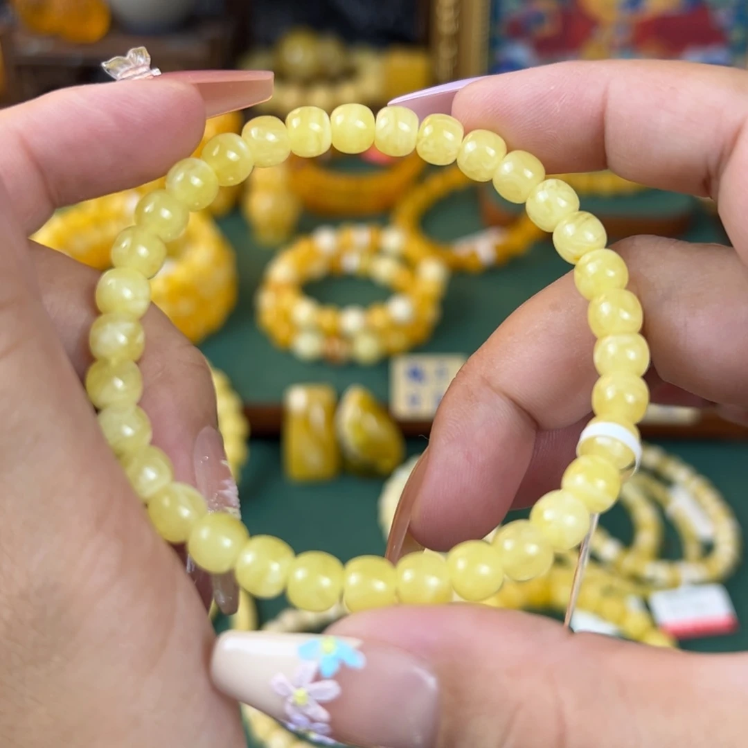 未镶嵌琥珀珠宝奇石