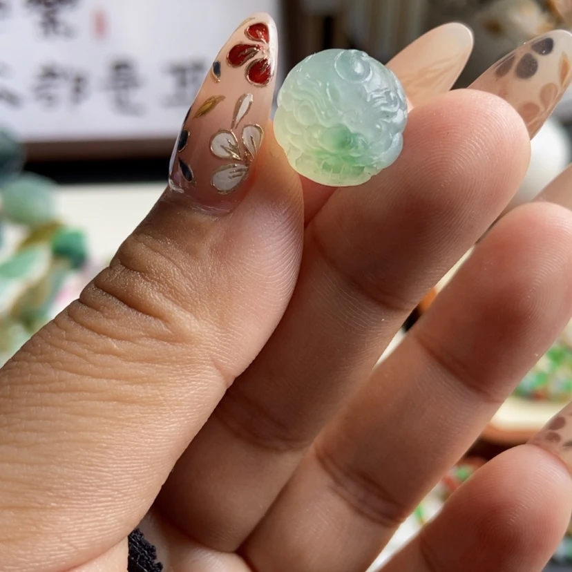 【闪购商品】未镶嵌定制翡翠醒狮