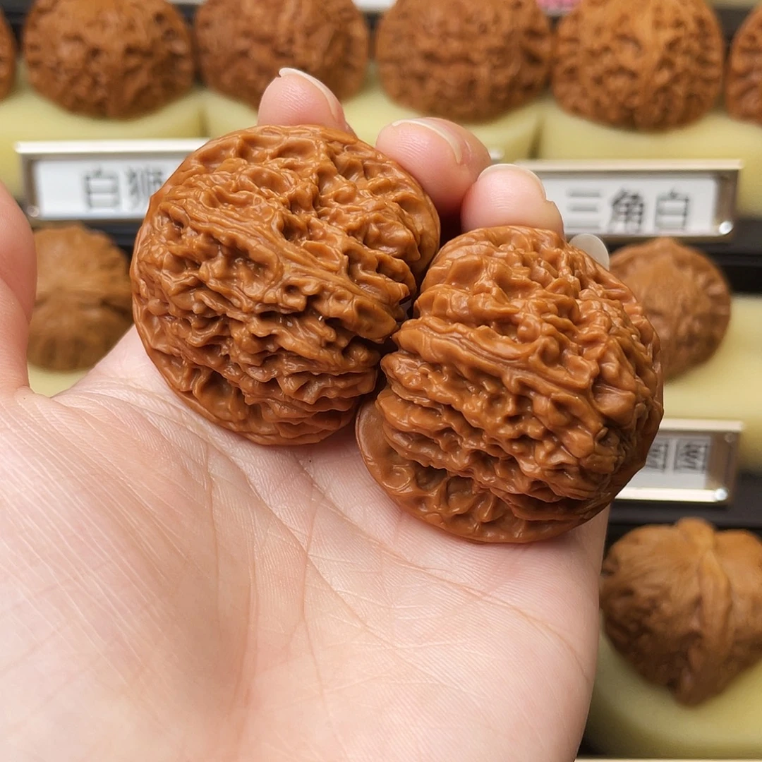 文玩核桃吊坠南疆42尺325