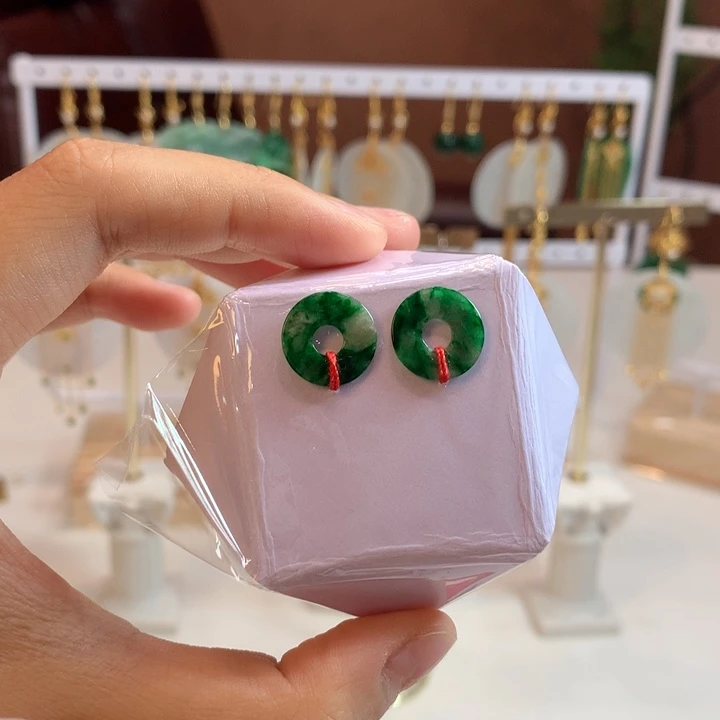 ****星翡翠未镶嵌耳饰耳饰