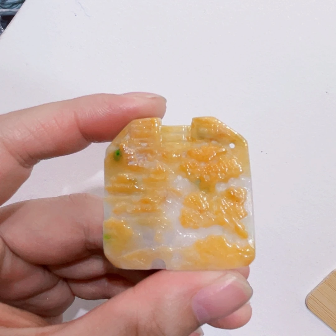 翡翠未镶嵌吊坠(赠链)代编织