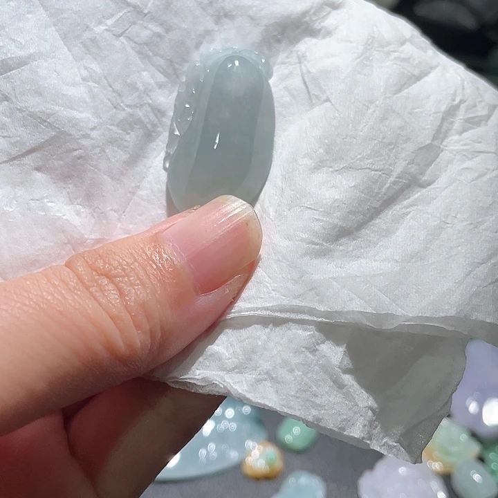 颈饰未镶嵌翡翠天