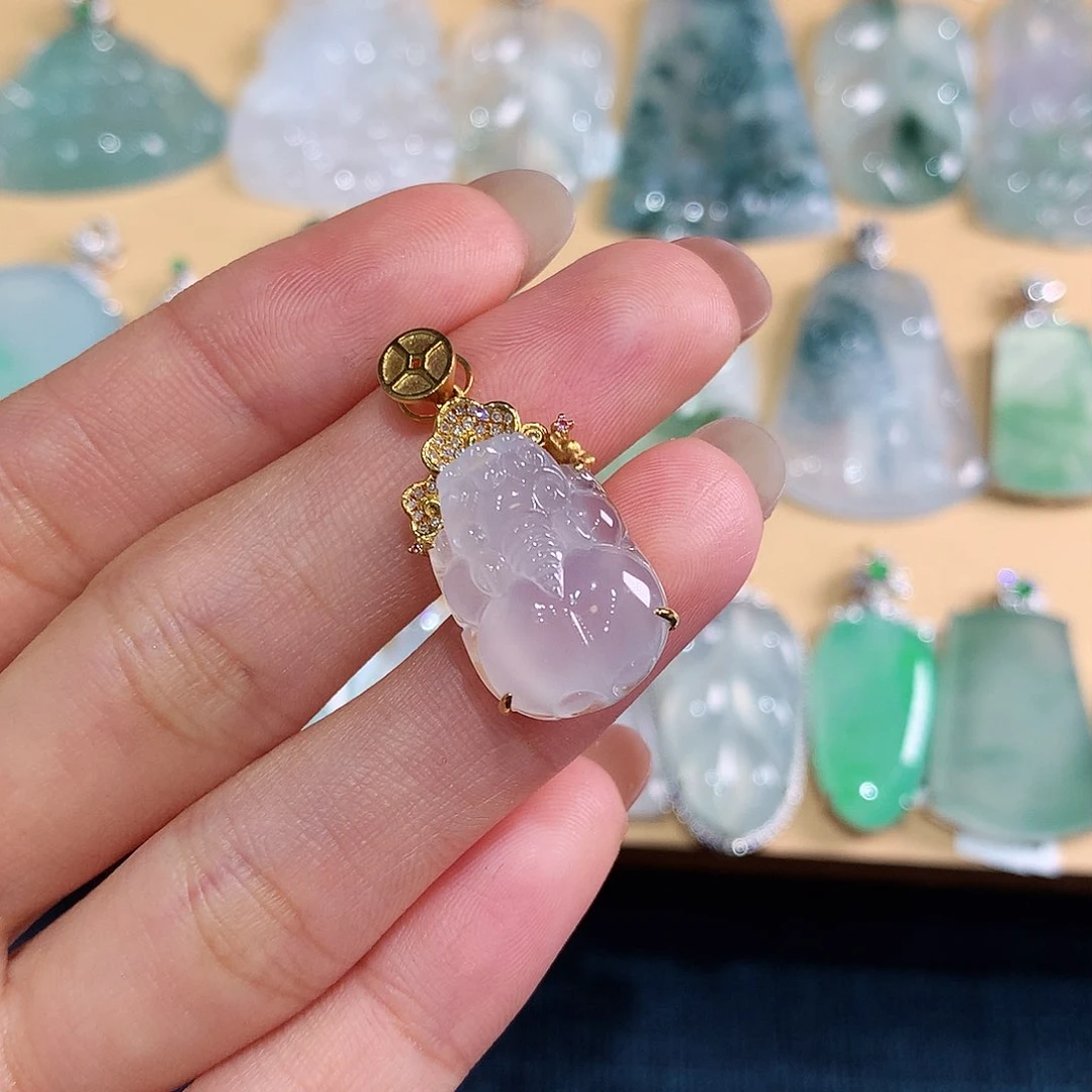 翡翠吊坠(不含链)18K金镶嵌