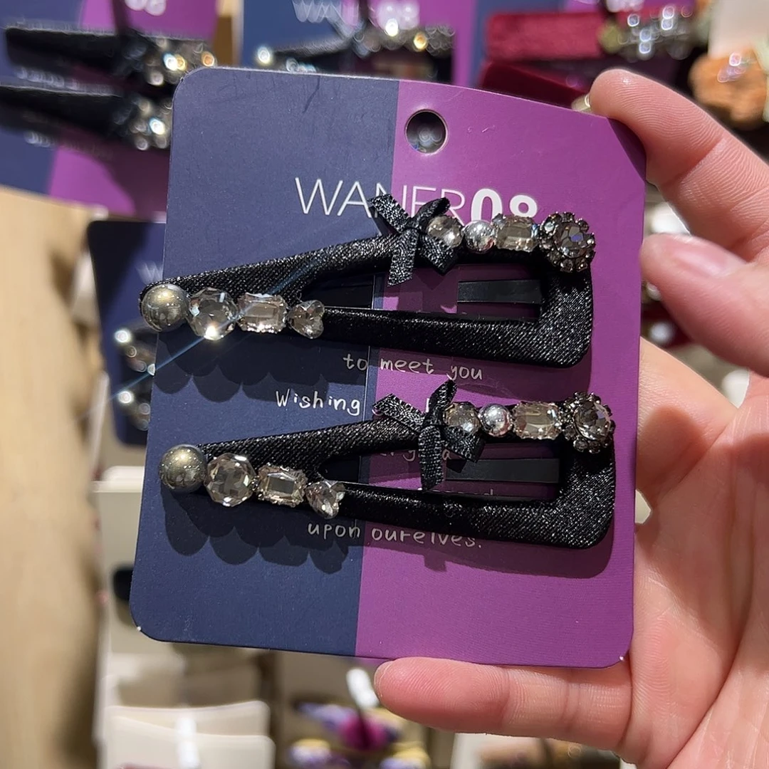 布艺非金属三角钻拜拜夹