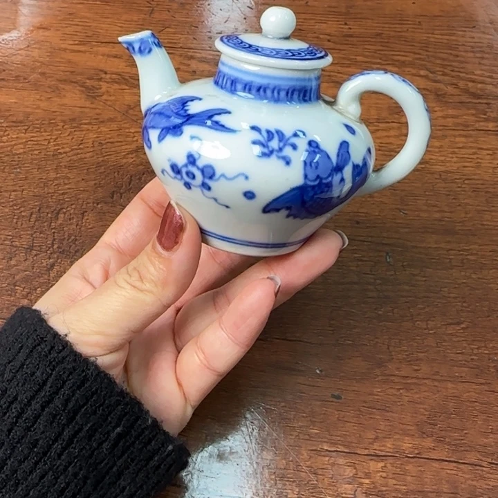 一个陶瓷物件哈哈哈哈