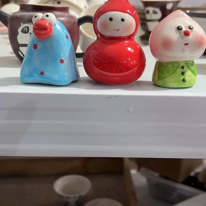 休息中嘻嘻嘻哭哭哭哭 哭哭哦次聚聚