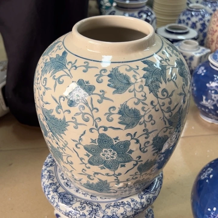 瓷片微瑕。。。。。。。。。。。。。。。。。。