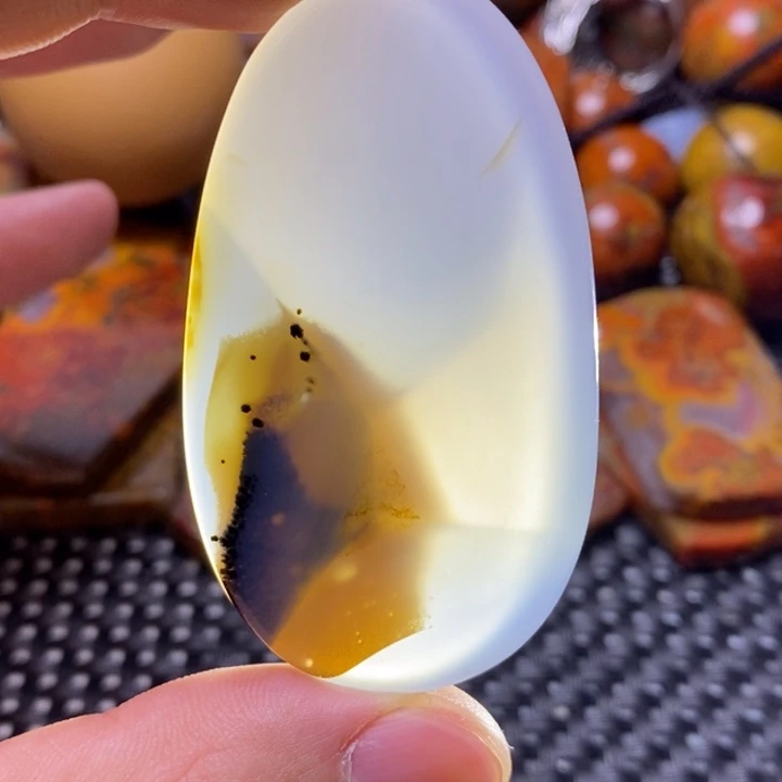 玛瑙/玉髓颈饰未镶嵌