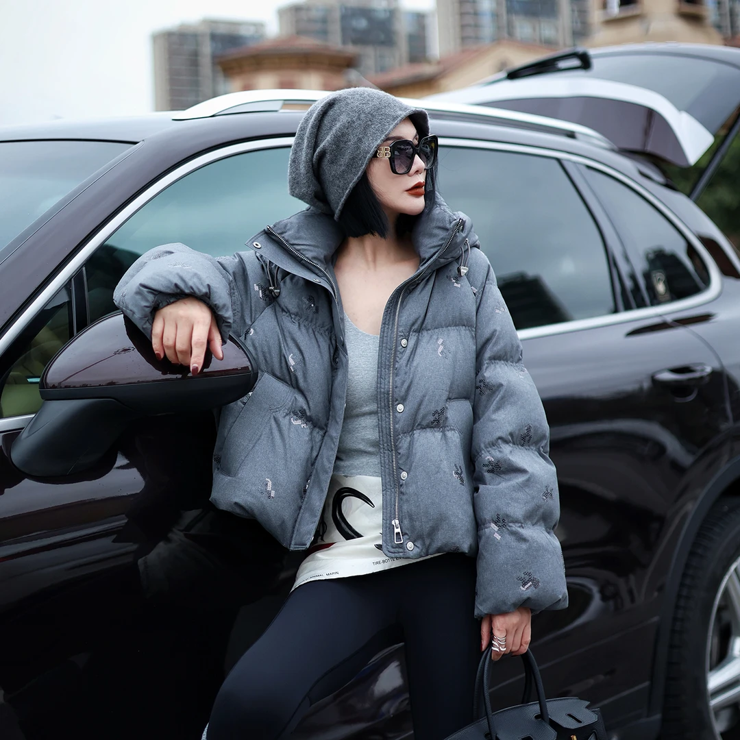 秋冬女新款保暖加厚白鹅绒羽绒服 D66662885