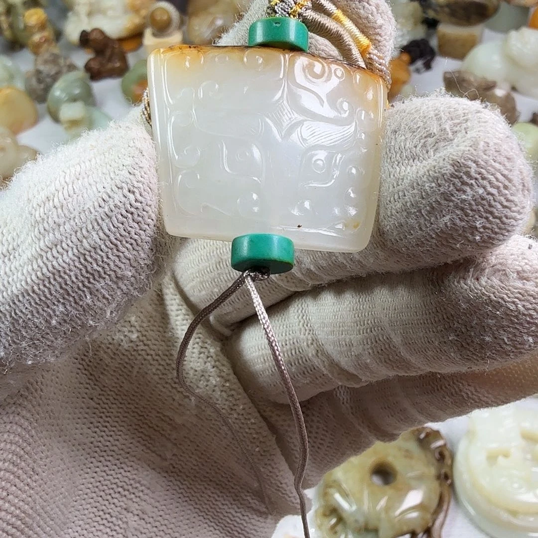 和田玉（糖玉）未镶嵌车挂