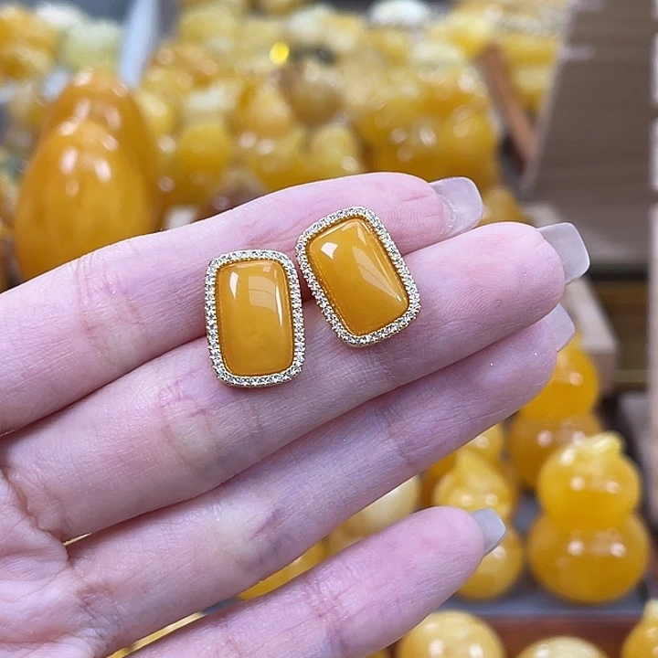 琥珀银S925镶嵌珠宝奇石琥珀蜜蜡J