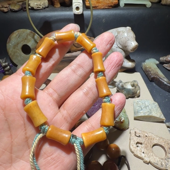 翰***斌和田玉未镶嵌车挂