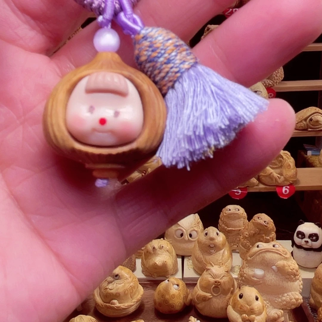 香榧木女*！竹根雕多美手把件