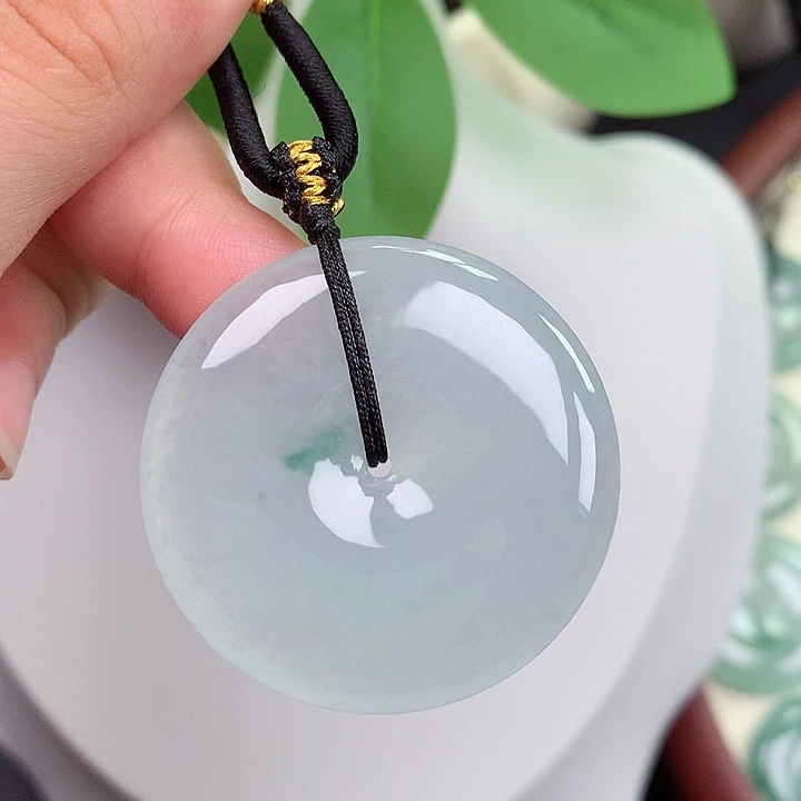 颈饰未镶嵌翡翠平安扣 37.5x6.0mm