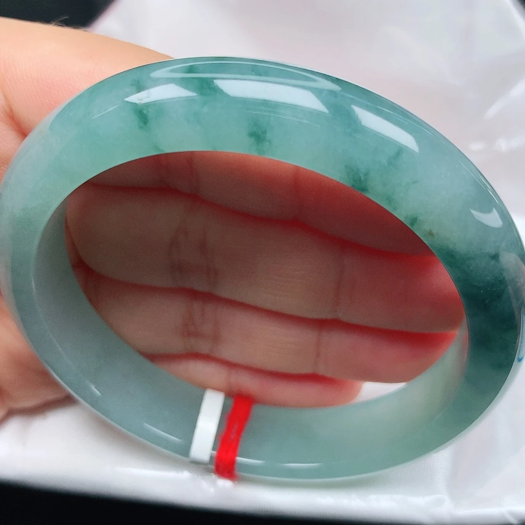 未镶嵌手镯翡翠9海蓝之谜