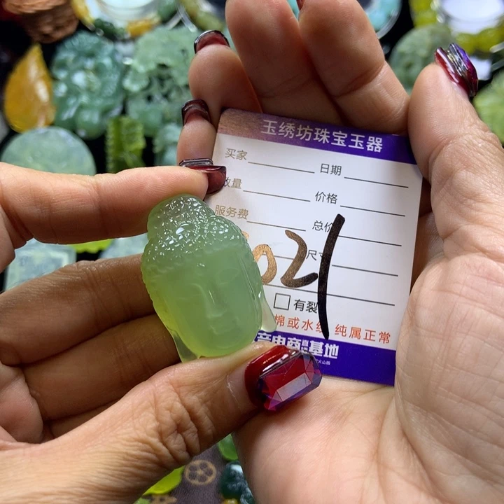 【闪购商品】蛇纹石玉颈饰未镶嵌ღ****