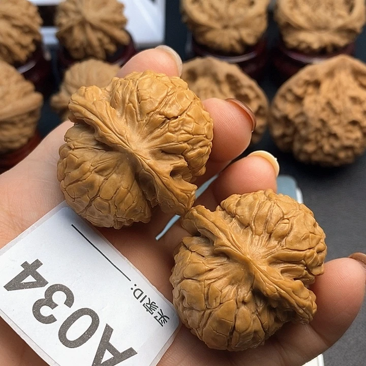 文玩核桃吊坠甲骨文4.0