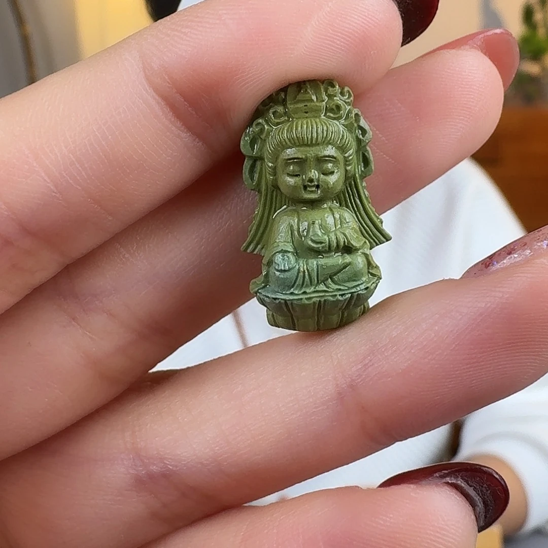 绿松石未镶嵌挂件