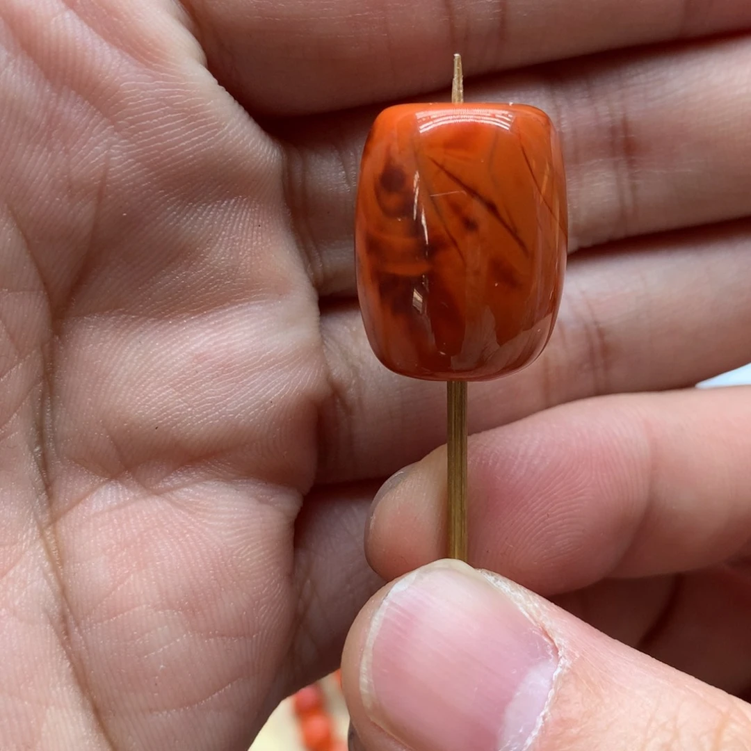 南红玛瑙配饰未镶嵌炎****?