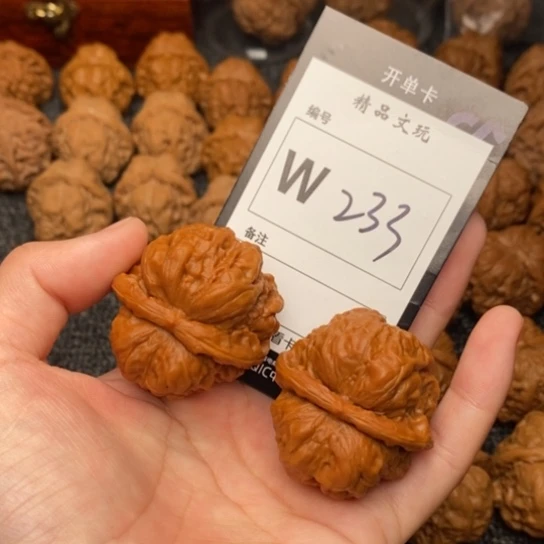 吊坠桃核我是第一百39