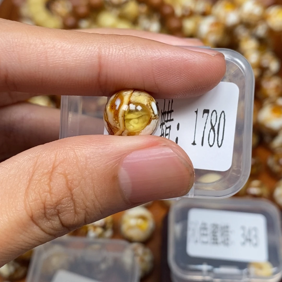 猴头核桃把件沁色圆珠老型1780