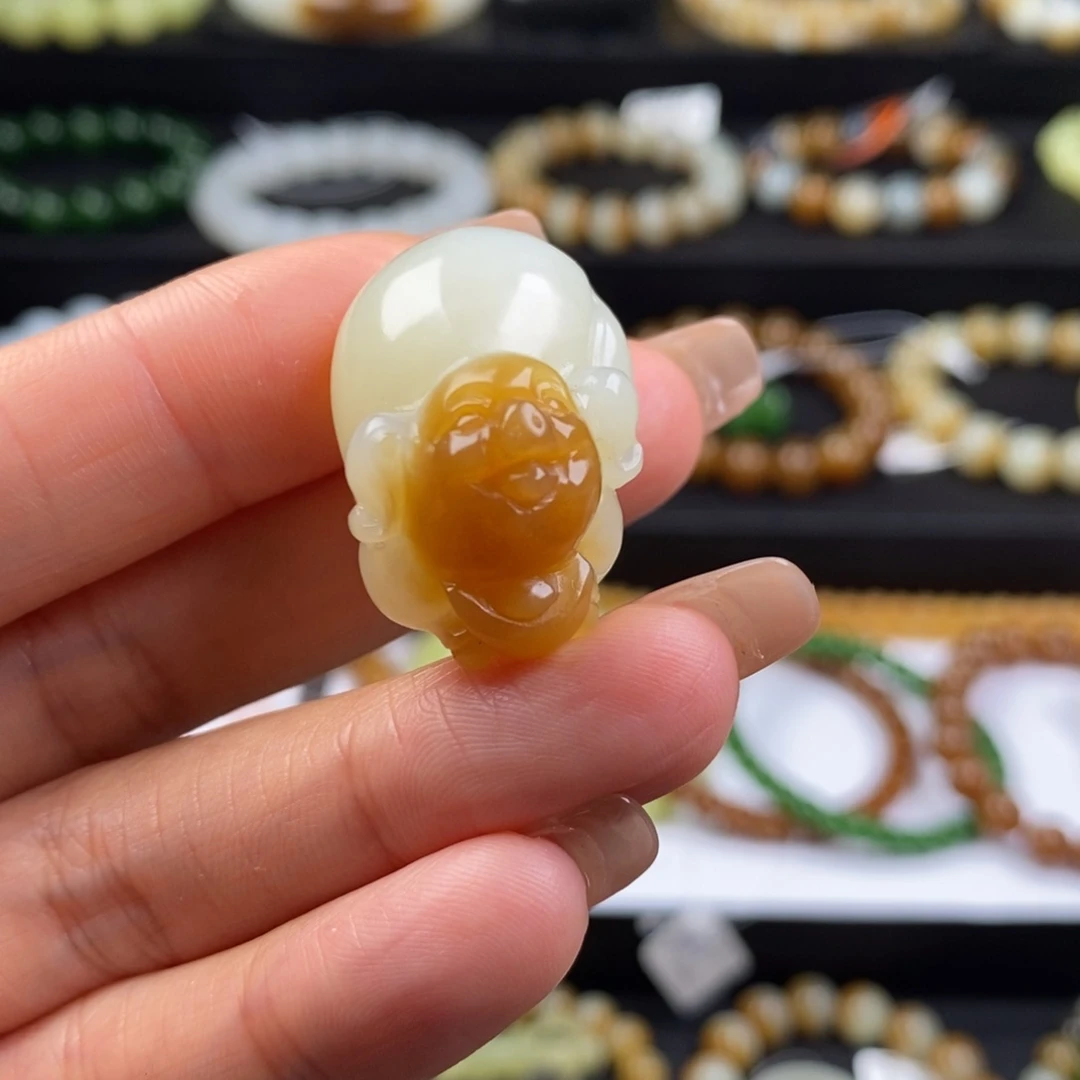 和田玉吊坠未镶嵌