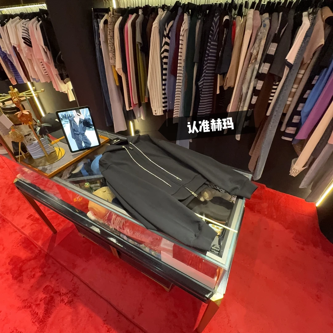 认准赫玛 FW25 黑W*A水钻抽绳连帽卫衣卫裤套装#os#1706上新