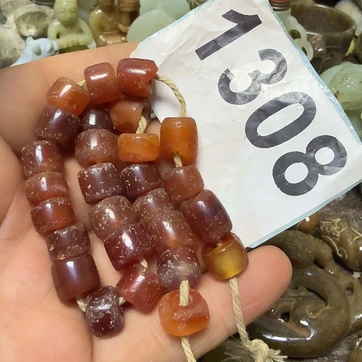 玛瑙/玉髓颈饰未镶嵌