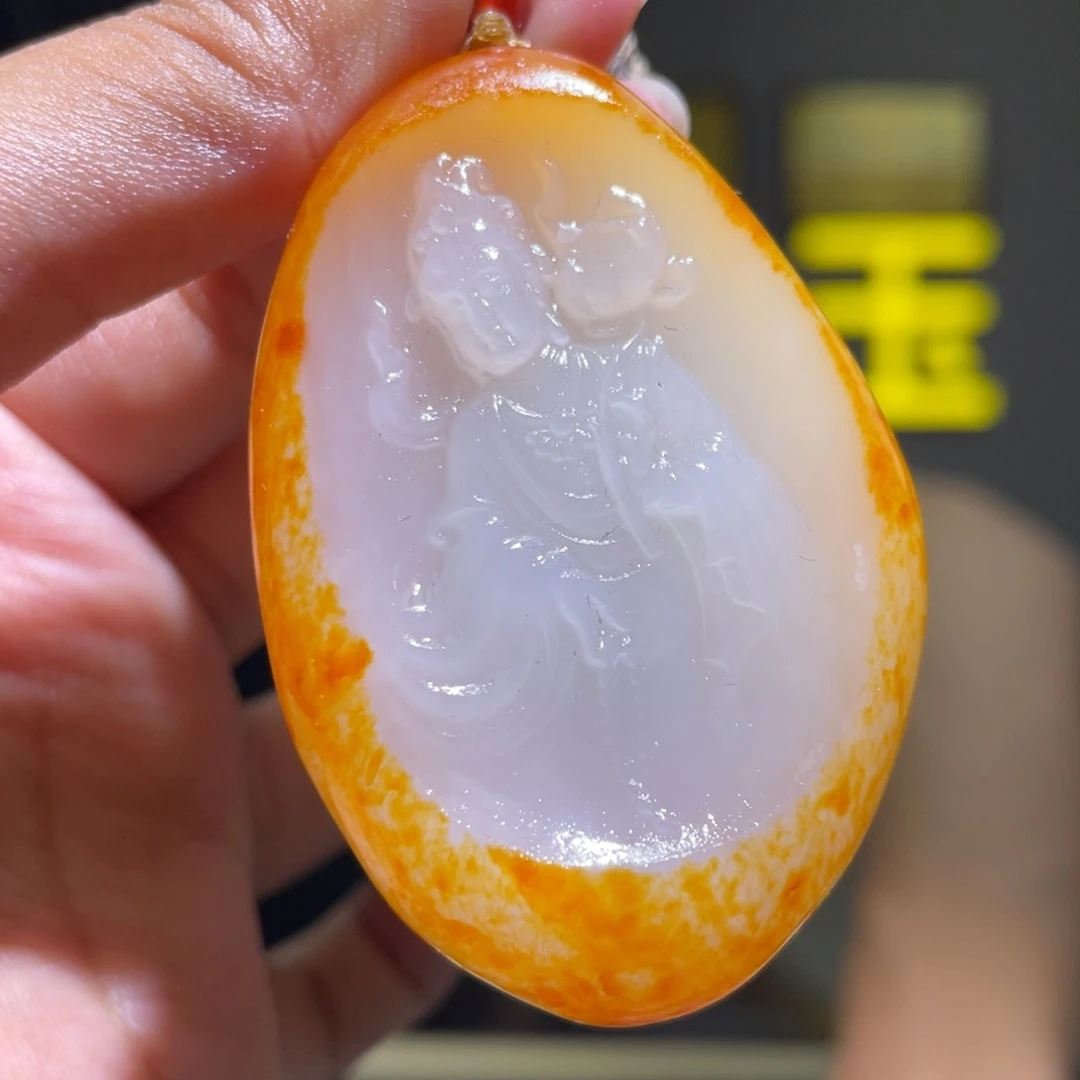 Y***子颈饰未镶嵌和田玉