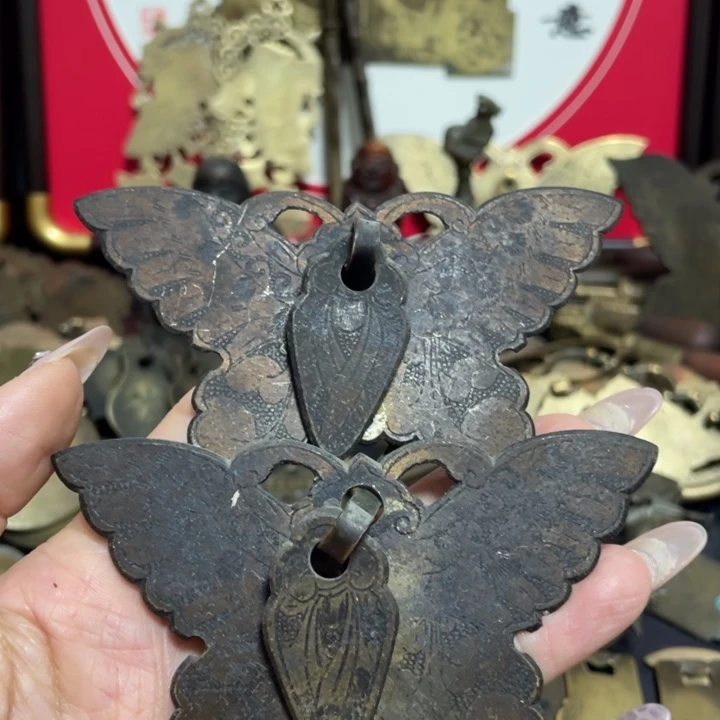 精品蝴蝶拉手一对