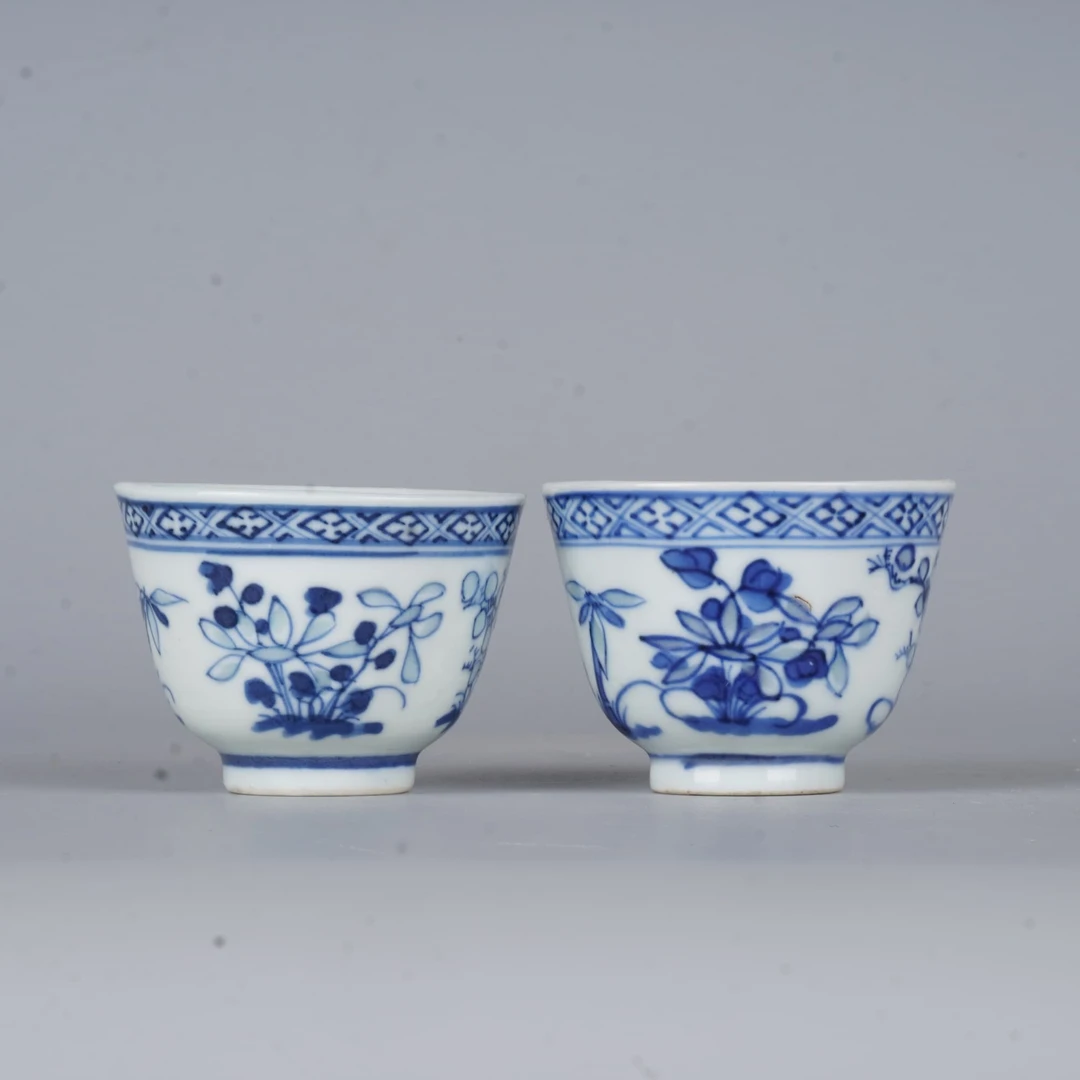 【拍卖】Lot.4909 青花花卉纹玲珑瓷小杯一对