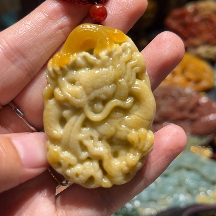 岫玉未镶嵌毛衣链