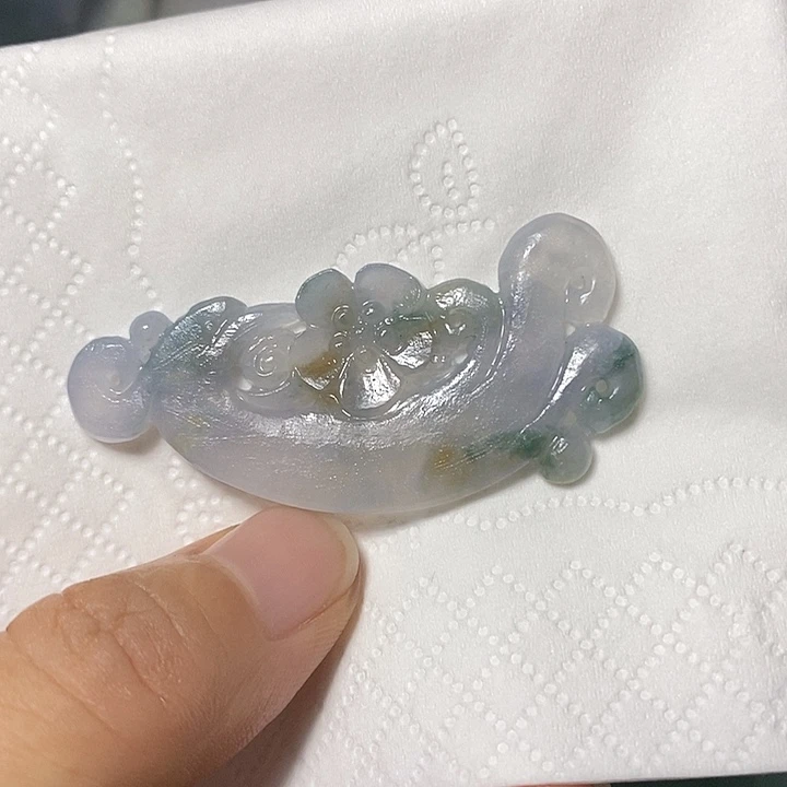 颈饰未镶嵌翡翠定制毛货