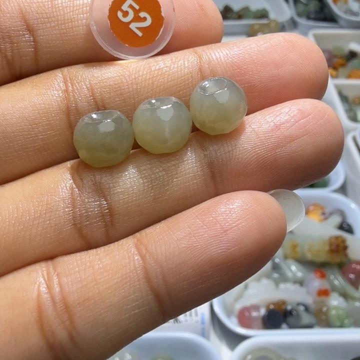 和田玉未镶嵌珠宝奇石