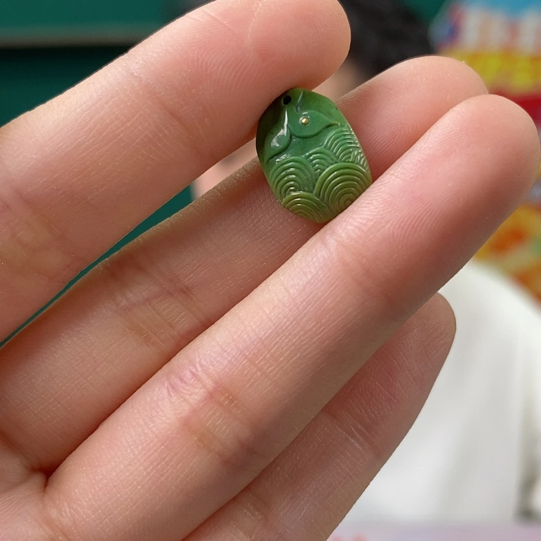 绿松石未镶嵌挂件