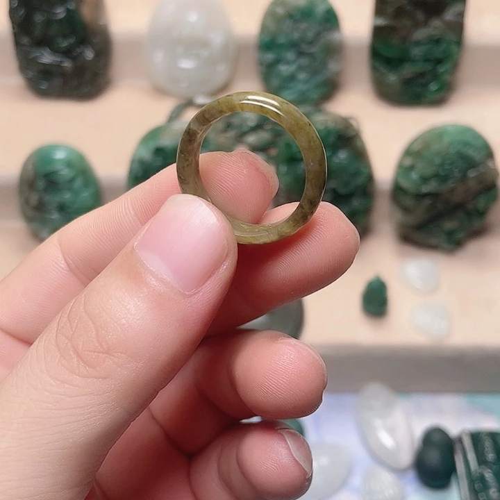 未镶嵌独山玉戒指