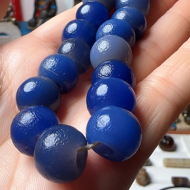 和田玉（糖玉）未镶嵌挂件布****井